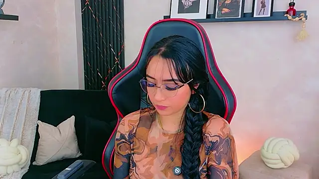Chatroom XXX en direct de EmmyEvans1