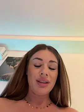 IsabellaEtthan's Live XXX Chat