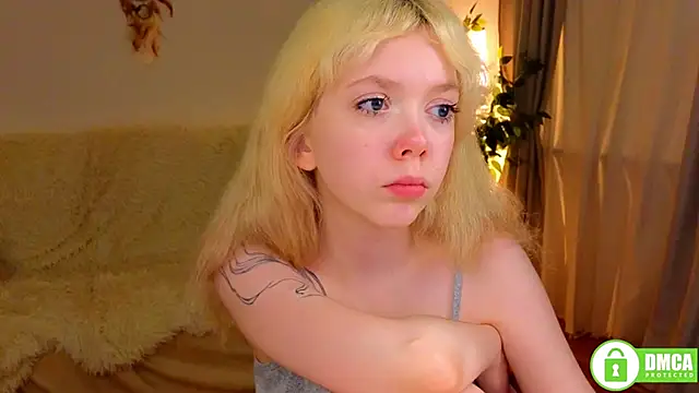 Chat XXX ao vivo de Rochelle_kitty