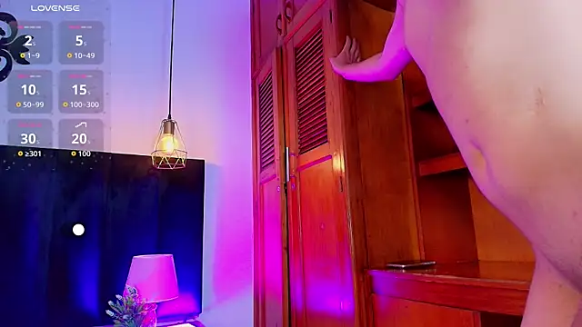 Chat +18 de Skyee_angel ao vivo