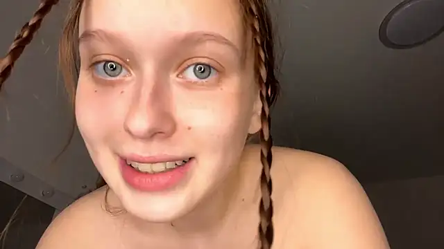 Živý XXX chat LoryMusetti