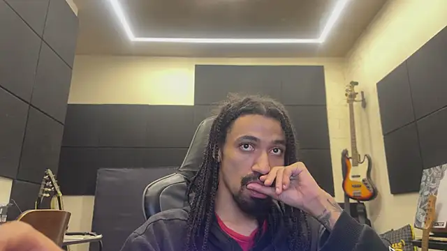 FavelaDaddyCum's Webcam Show