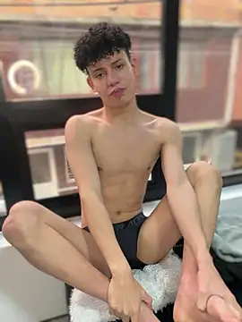yoursexyjose Webcam Show