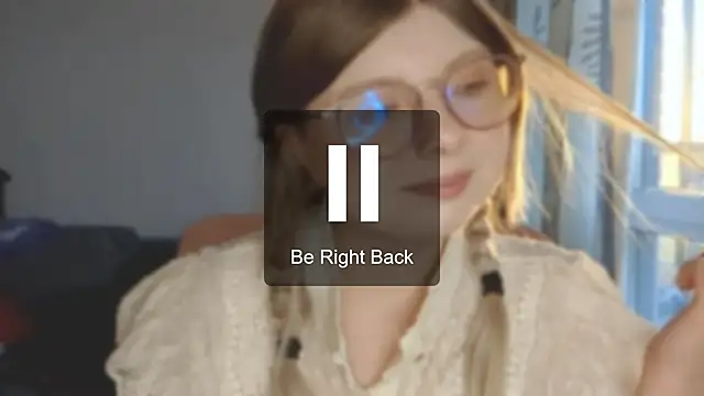 YukiBlush's Live XXX Chat
