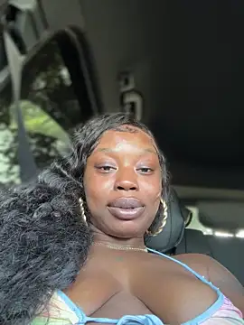 sevynsexysinss Adlı Modelin Canlı XXX Sohbeti