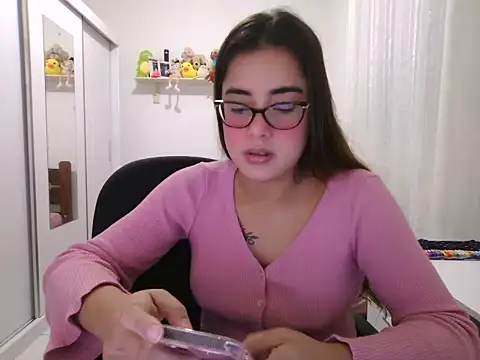 XXX chat uživo modela maliamiller