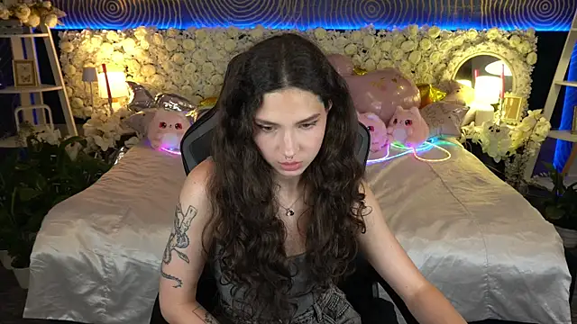 Онлайн чат XXX BabyFlowerr