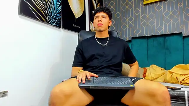 Tobias_Vega Pertunjukan Webcam