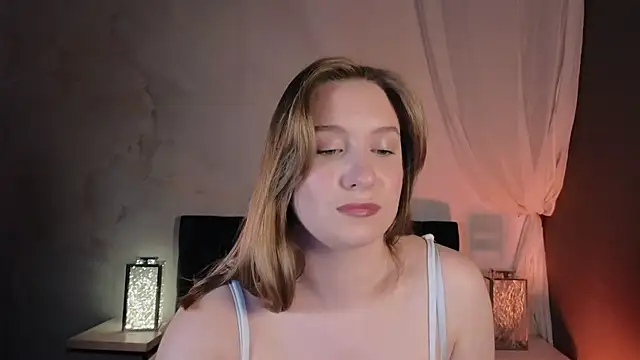 saint_trisha Chat XXX in diretta