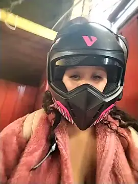 Chat XXX en directo de You-sexy-starr