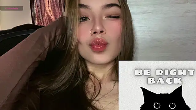 Mia_Victoria22 Live XXX-Chat