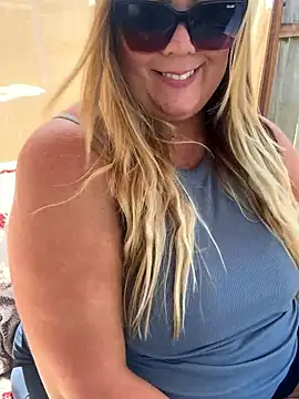JESS_LOVES' Live XXX Chat