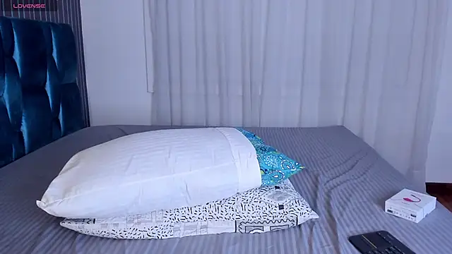 SabrinaMaddox élő XXX-chatje
