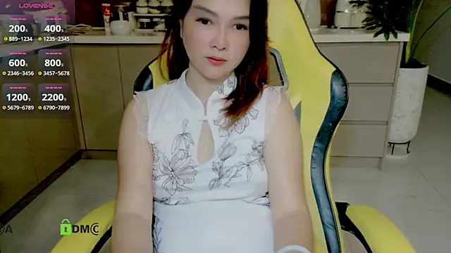 Chat XXX ao vivo de Clumsy_Girl
