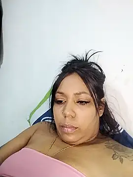 emma_purple_'s Webcam Show