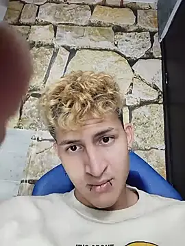 Chatroom XXX en direct de Ian_Savage