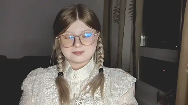 YukiBlush – Naživo XXX chat