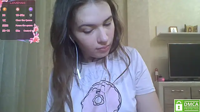 XXX chat uživo modela CeyaLier