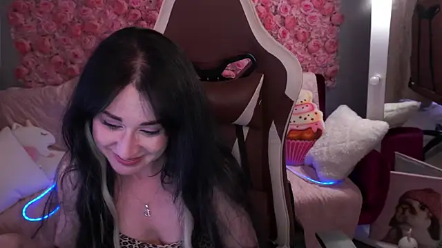 CarolinaaFoxyyy's Live XXX Chat