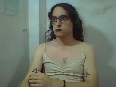 LaCuerva Show in webcam