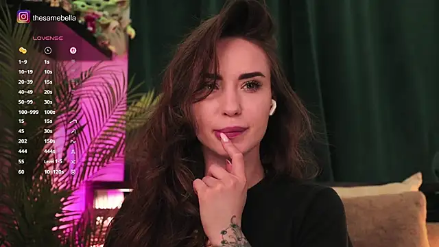 -BabyYoda's Live XXX Chat
