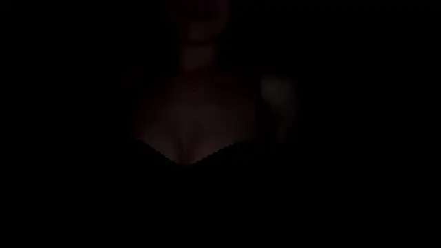 SuccubKira Adlı Modelin Canlı XXX Sohbeti