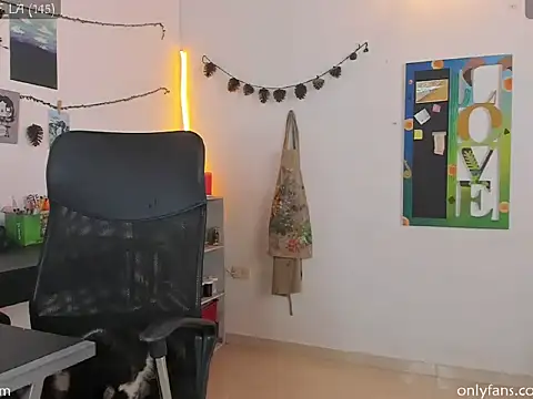 Reoko_ Adlı Modelin Canlı XXX Sohbeti