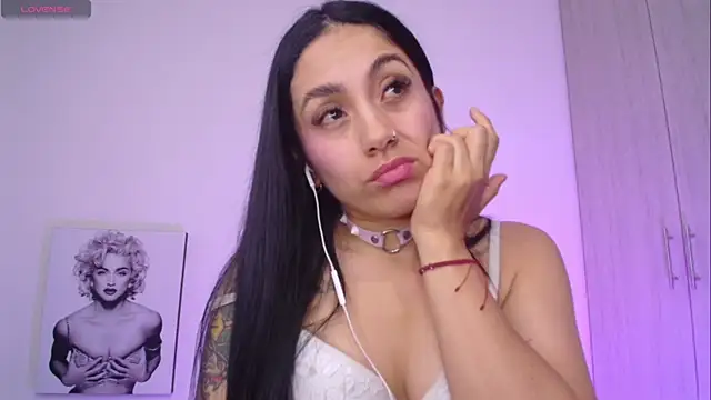 Živý XXX chat Millie_bobby
