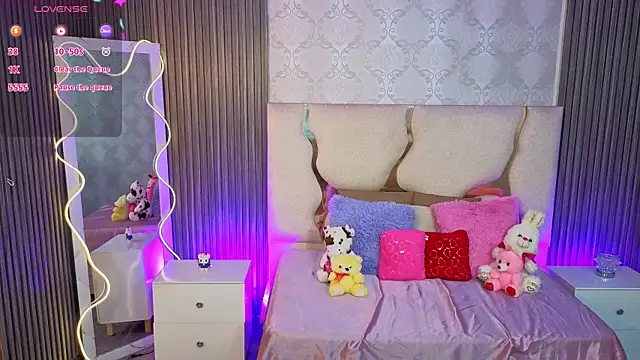 ELA_TAY1's Live XXX Chat