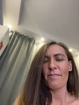 DivineAmely – Naživo XXX chat