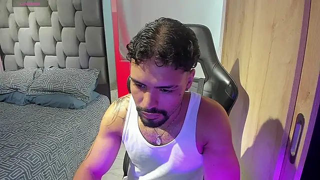 Chat XXX ao vivo de justin_lenox