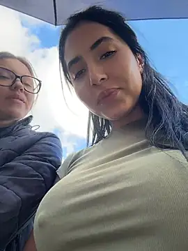 _Nina_1 Chat XXX live