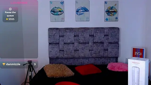 Webkamerová show Realbadbxtch_
