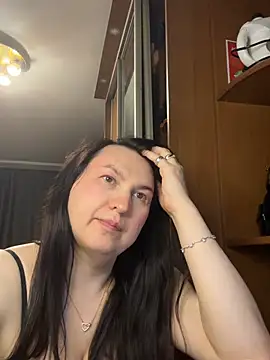 EvaBeautyXxX Show in webcam