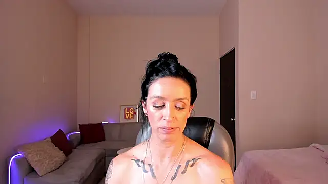 Kristen_Garner's Live XXX Chat