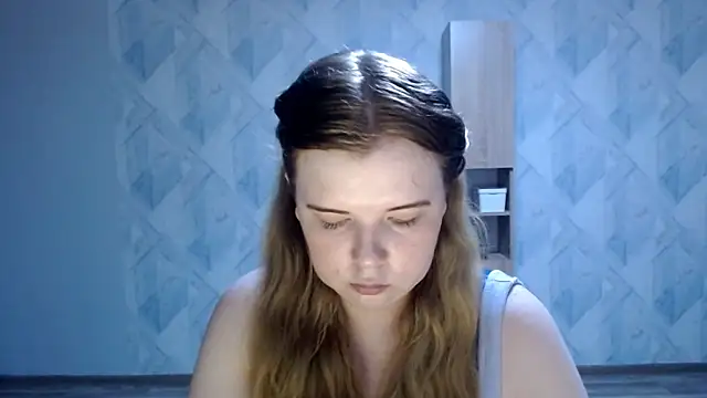 Chat +18 de Melina_Hot09 ao vivo