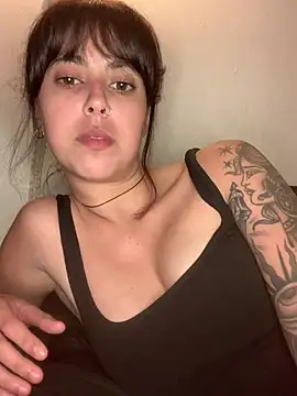 ninapellegrini17 Show Webcam