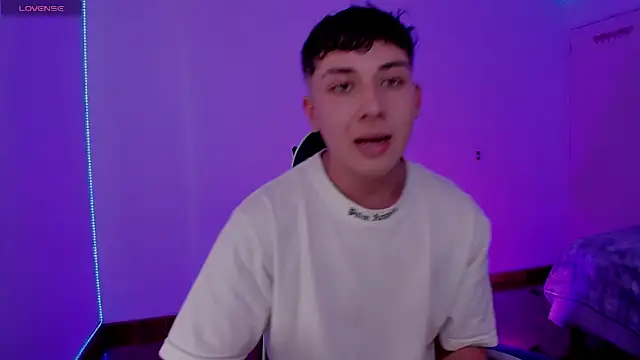 OLIVER_K Live XXX-chat