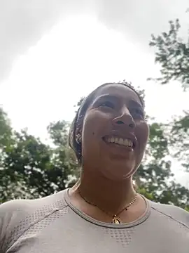daniela_henao লাইভ XXX চ্যাট