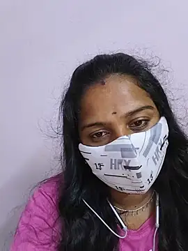 Tamil-Ayanikan Live XXX chat