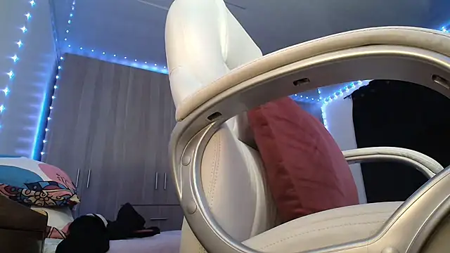 Cherry_Bluee 라이브 XXX 채팅
