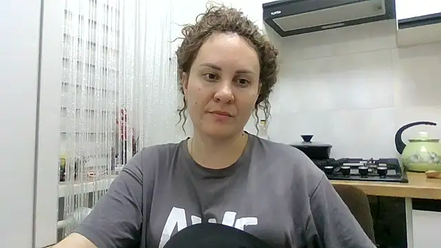 XXX chat uživo modela MeadowEyes