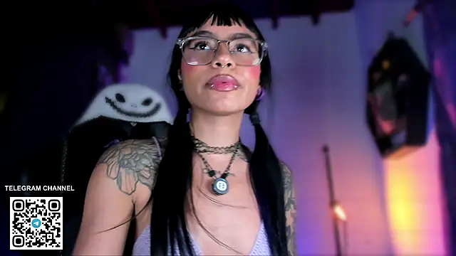 sofiafenty élő XXX-chatje