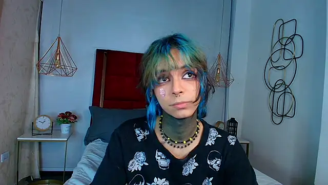 luxiel_ Adlı Modelin Canlı XXX Sohbeti