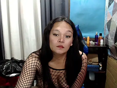 urts_nightmare69 Pertunjukan Webcam