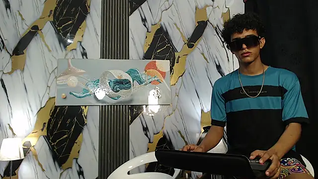 Show de webcam de GOLDEN_2026
