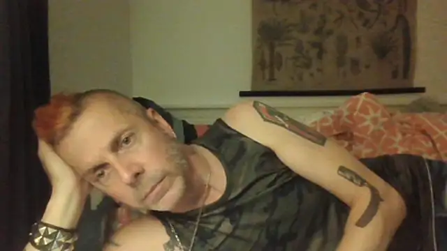 SHARPSkinhead Webcamshow