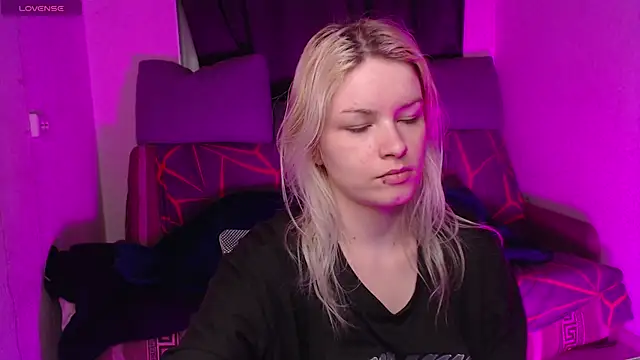 CherryNight6's Live XXX Chat