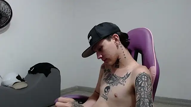 Show webcam de StraightBoy_Nick