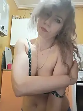 TaynaSecret's Live XXX Chat